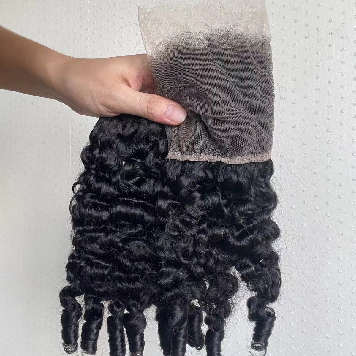Burmese Curly Bundles Human Hair Real Hair Smooth Hair Clockwork Wigs