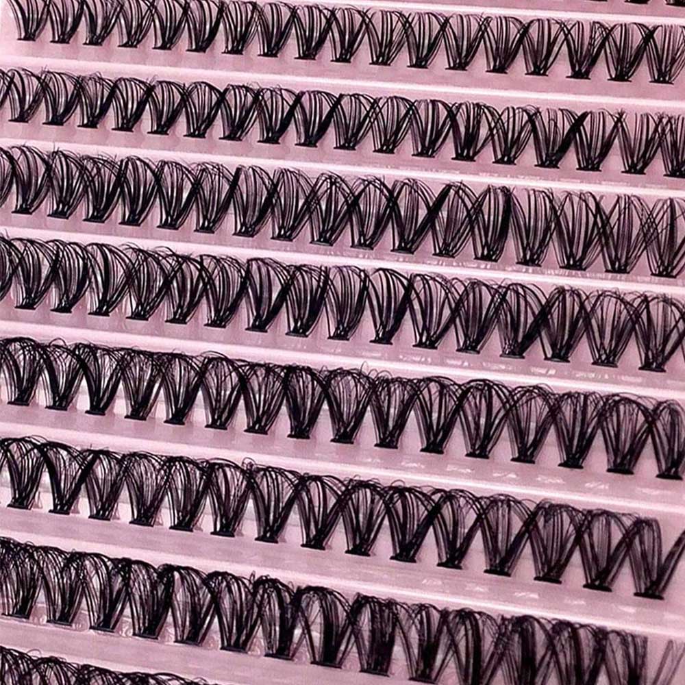 Detail of 30D eyelashes