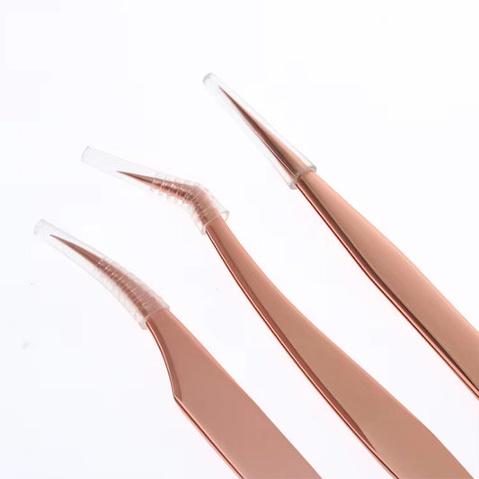 Pinzas para cejas antiestáticas de acero inoxidable, color oro rosa, con punta inclinada para depilación.